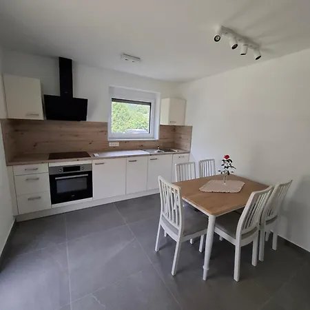 Serafina Apartment *