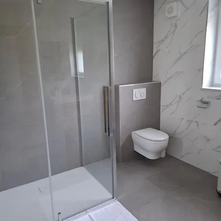 Serafina Apartment *